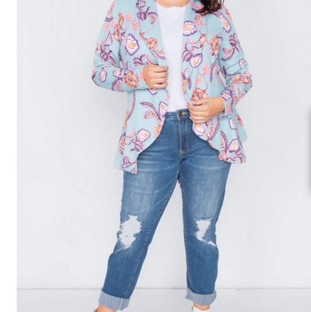 LAST 1! PLUS Blue Floral Print Blazer - Picture 2 of 10
